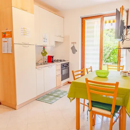 The Private Tintoretto Garden - Italian Homing Apartment Sirmione